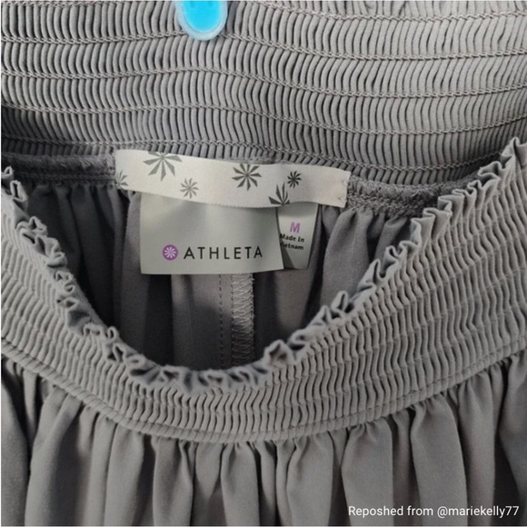 Athleta Womens Flutter Sneaky Shorts Flowy Zip Pockets Elastic Athleisure Yoga M - Picture 3 of 5